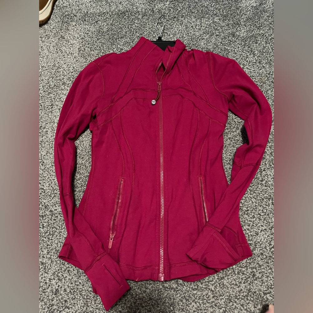 Lululemon define jacket size 4